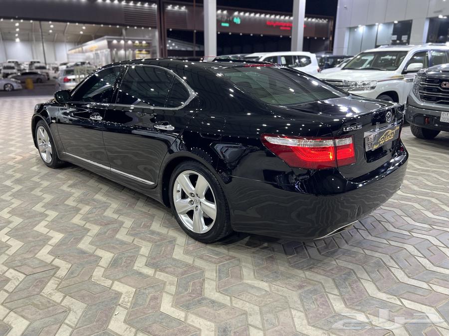 Lexus LS 460L 2007 Saudi, 119,000 km, excellent condition63699264081794114