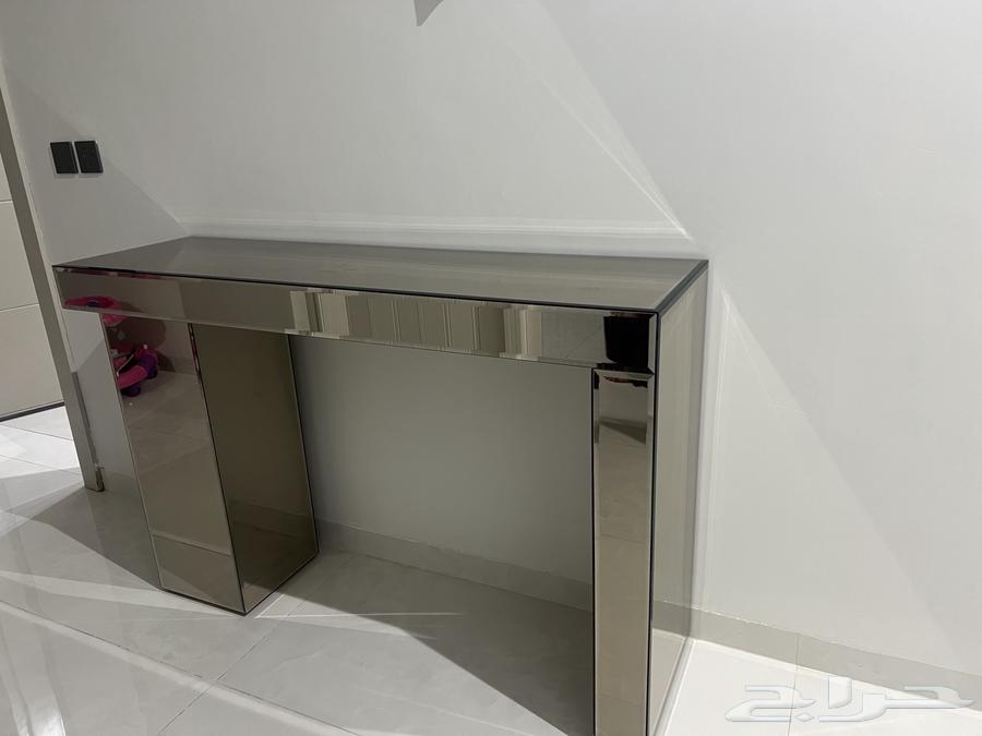 Table for sale63657595566849111