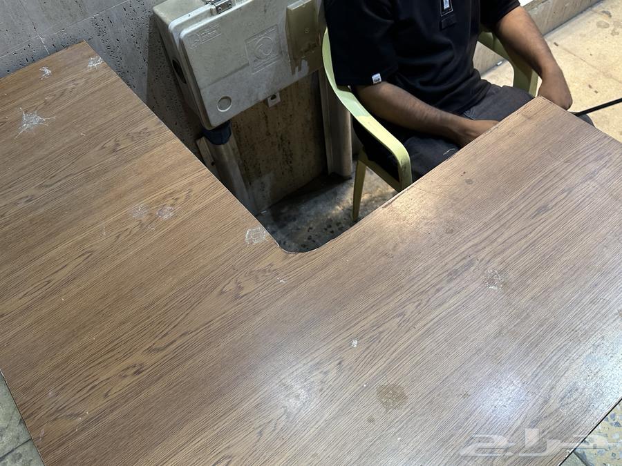طاوله بيع مستعجل63656372979074112