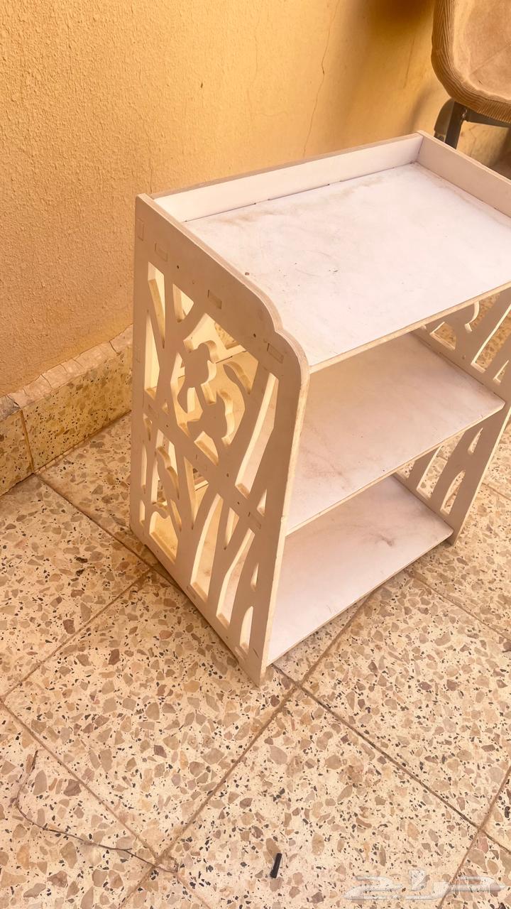 للبيع اثاث مستعمل كنب قطعتين وجلست مع اربع تكايات طاولولتين63656621400451113