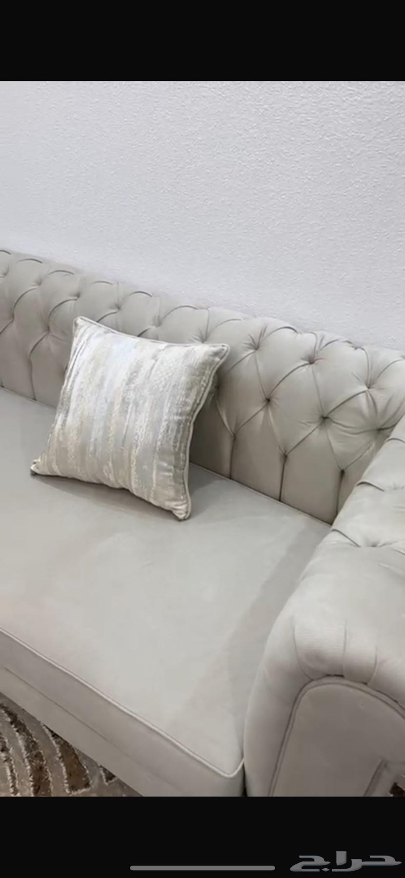 Sofa for sale, almost new and clean63656877951873110