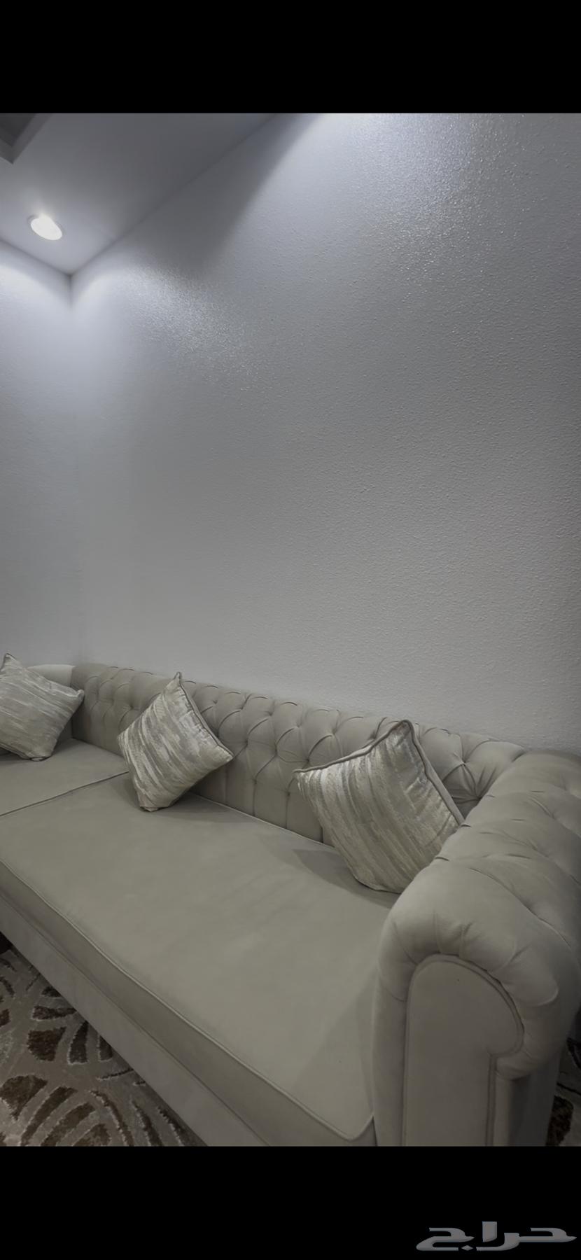 Sofa for sale, almost new and clean63656877951873113