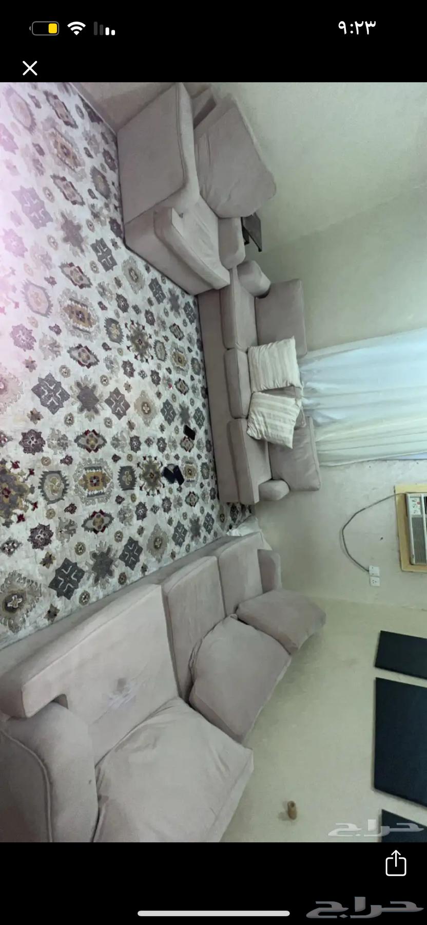 Selling a very comfortable sofa63667537268611110