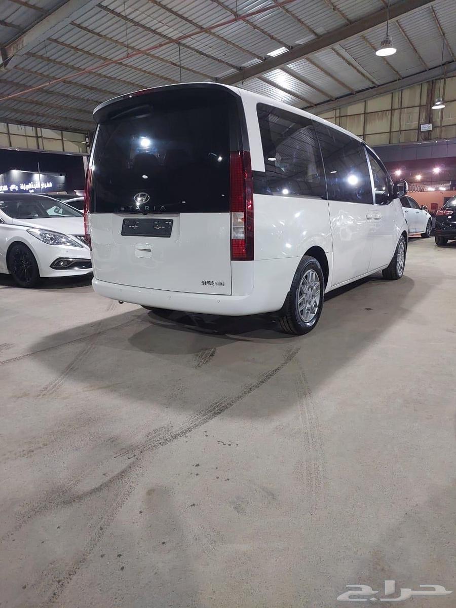 هيونداي ستاريا ابيض 2022 ديزل بطاقة جمركية وارد كوريا63699252304130114