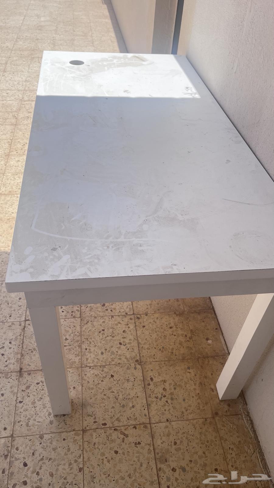 طاوله لبيع63667555242753110