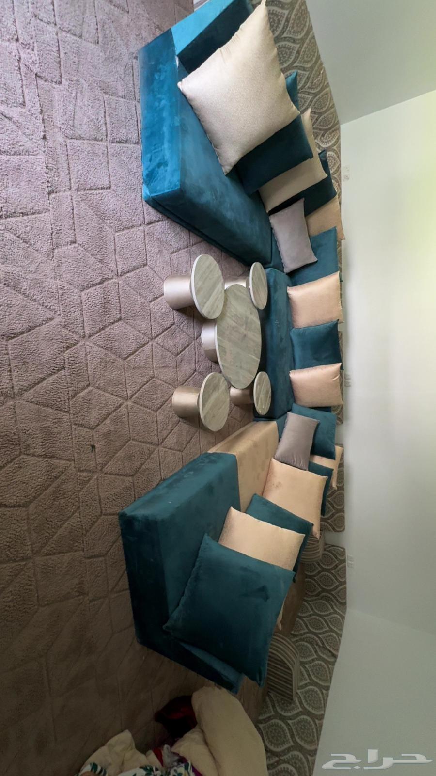 2.5-meter sofa and tables, three meters63667681027201110