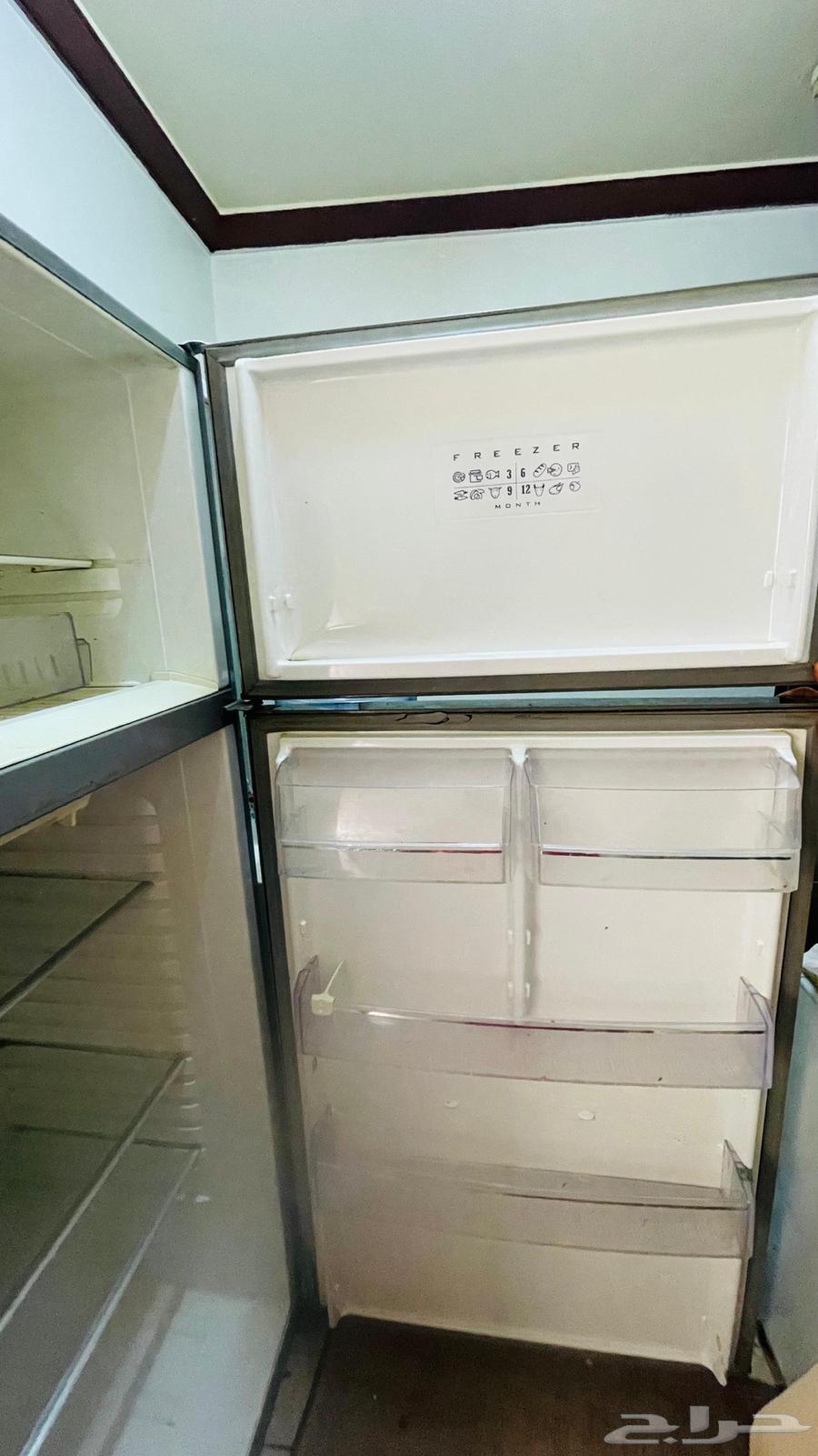 18 cubic feet refrigerator63667803242627112