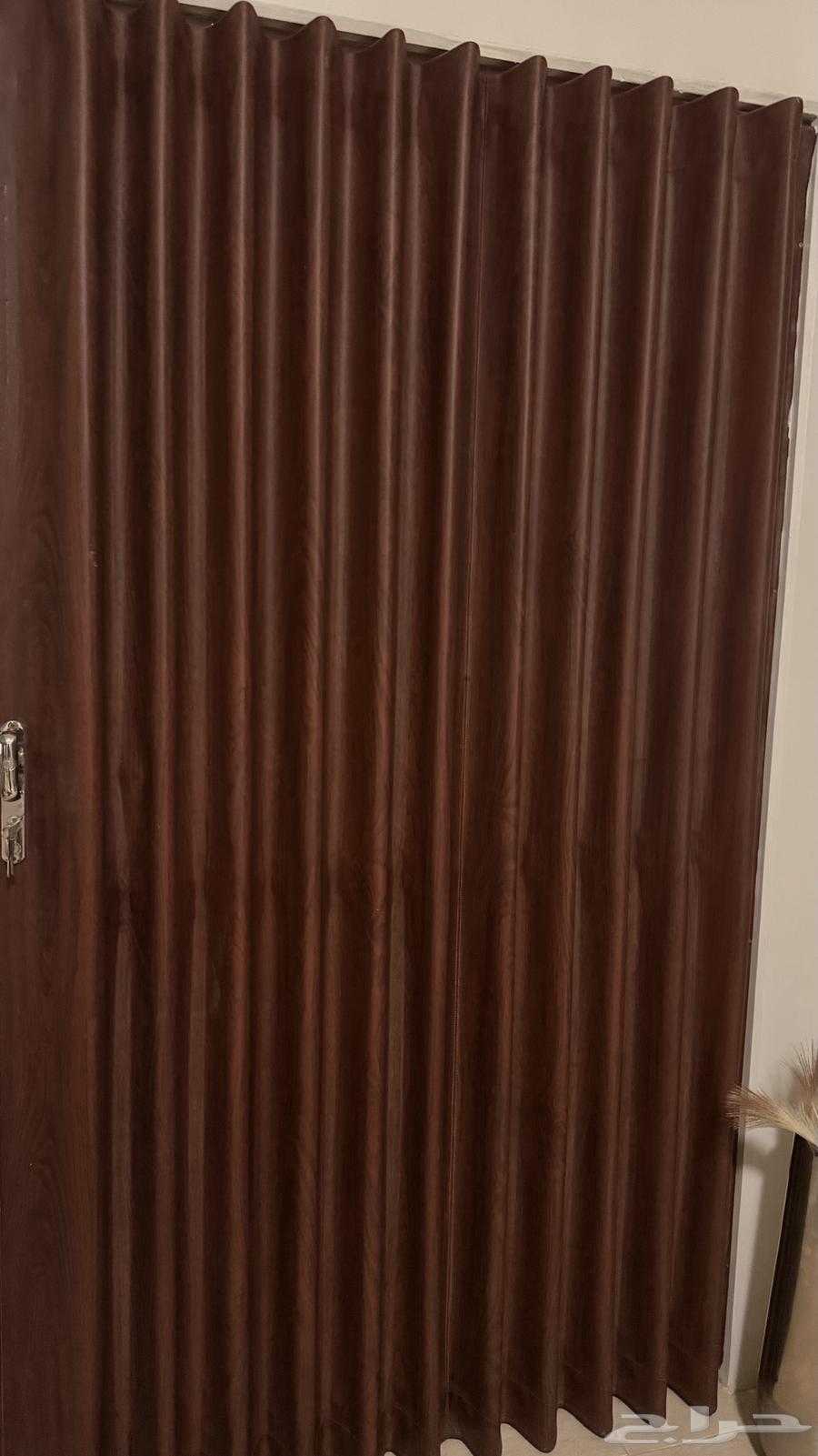 Sliding doors63667693947137112