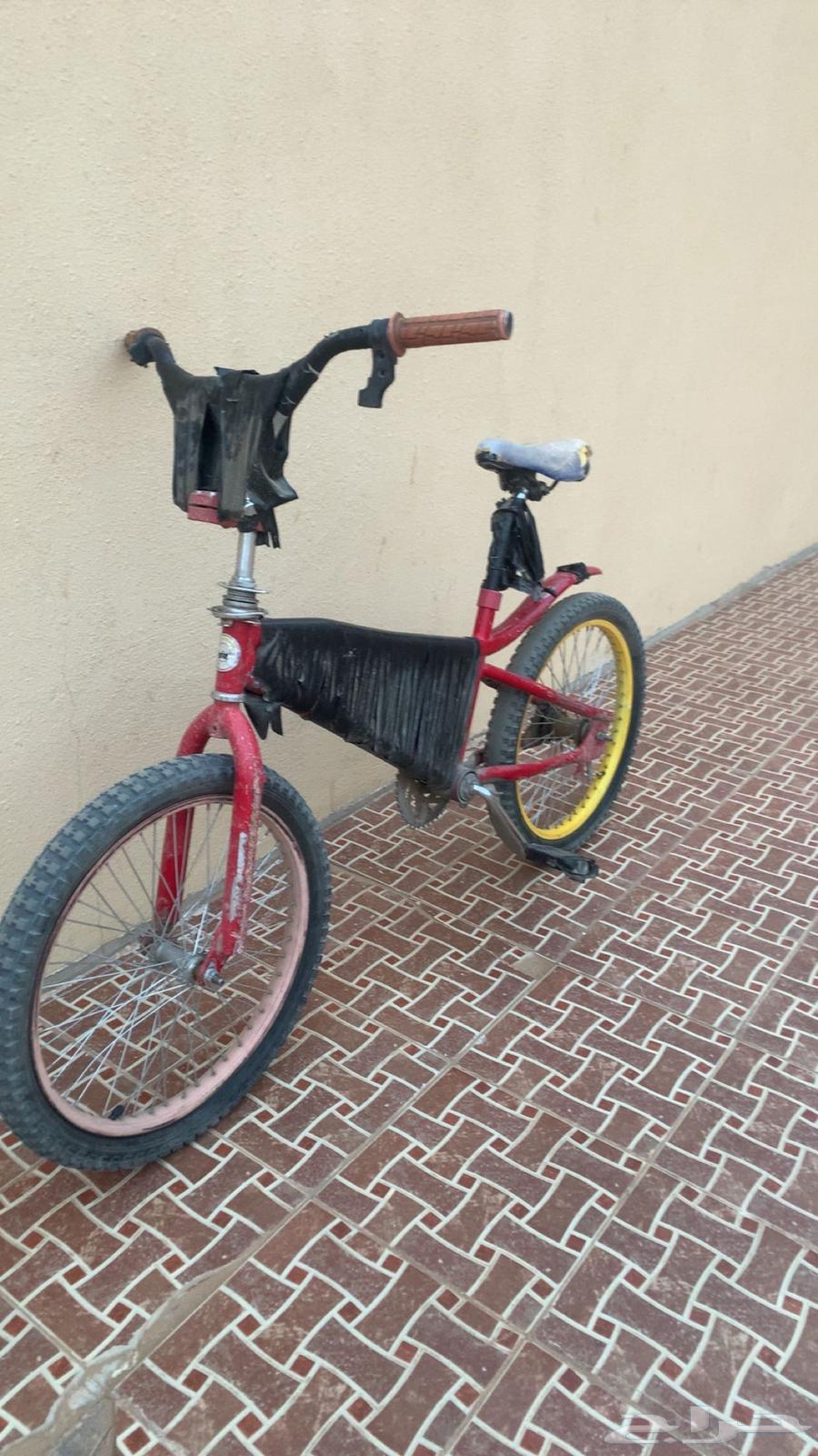 Two motorcycles for sale, one new with broken chain63667695732225112