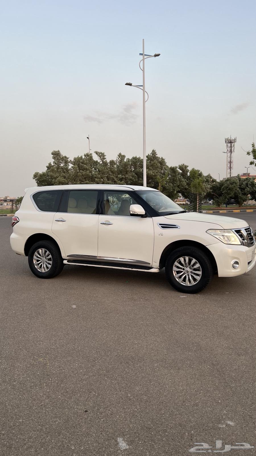 نيسان باترول فئة البلاتنيومSE موديل201463700520627969111