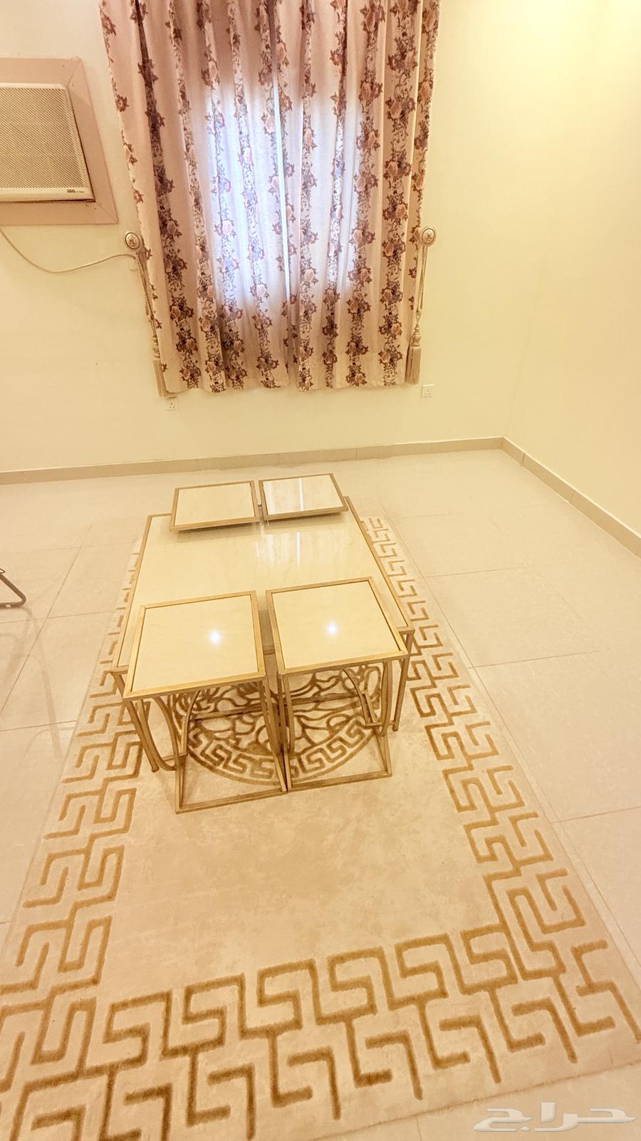 Table for sale with Versace cover63667691554691110