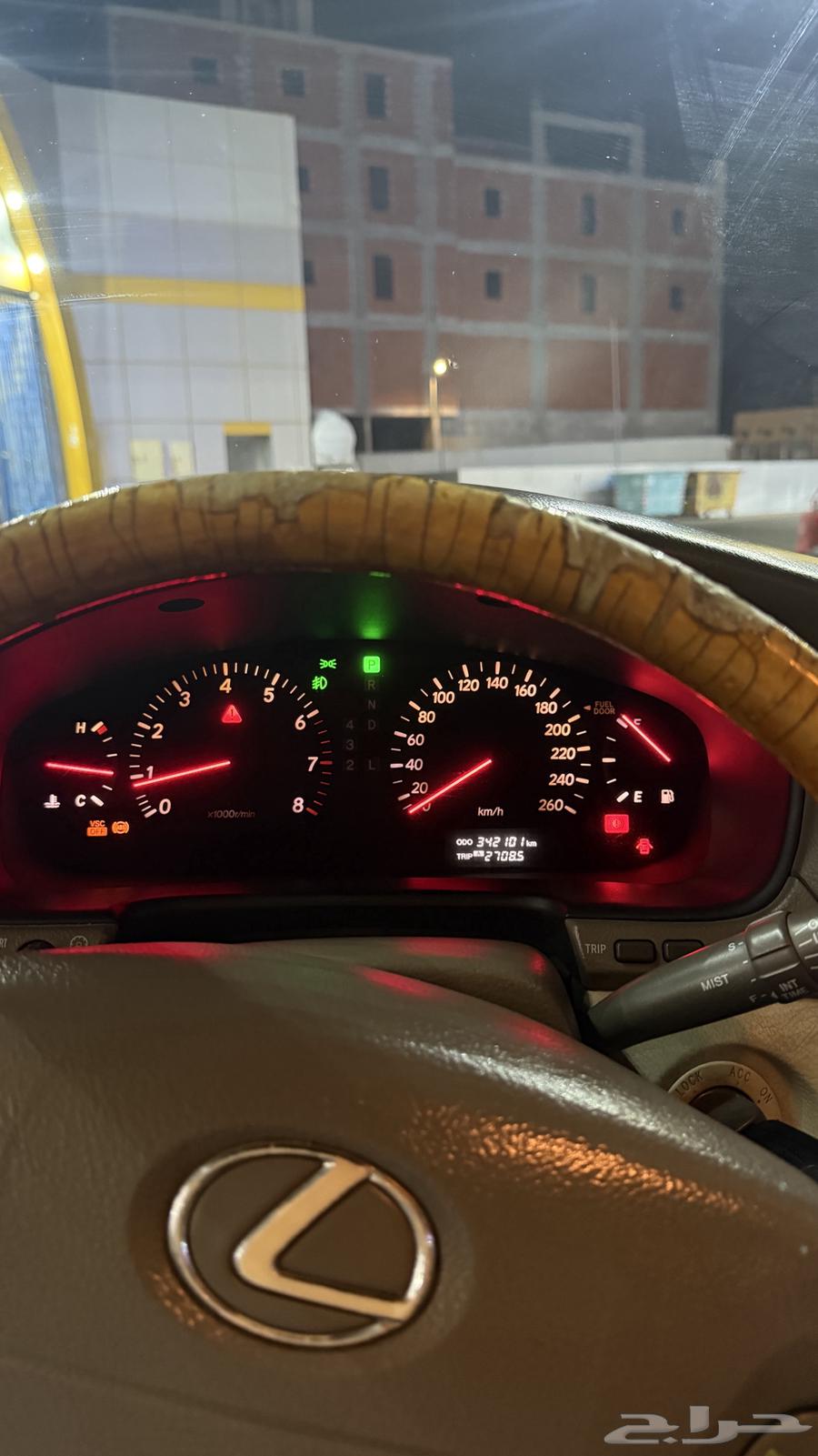 Lexus موديل 200363700814164738111