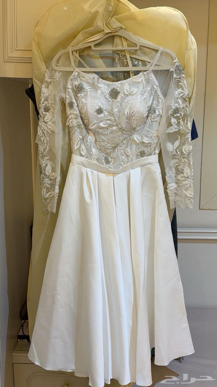 Size S designed by Eman Al-Sahim, purchase price 5 thousand63667694009731110
