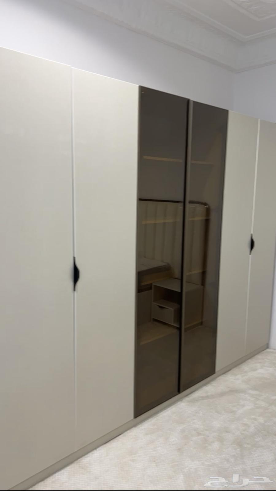 Used furniture63667554695171110