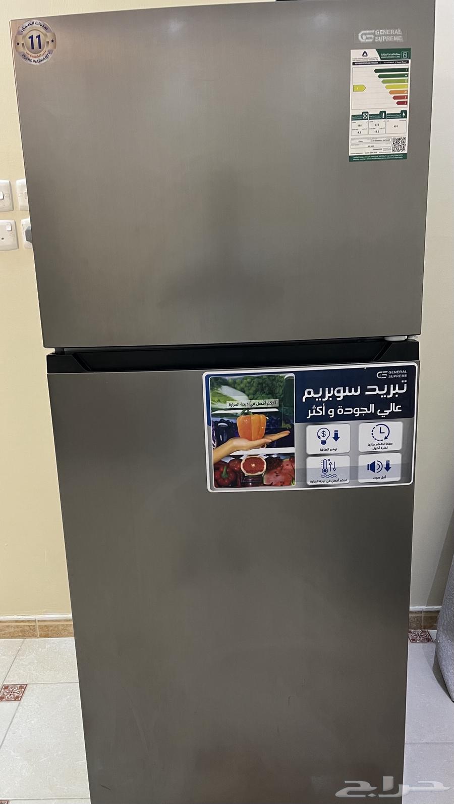 Two clean refrigerators with simple usage conditions63667800014081114