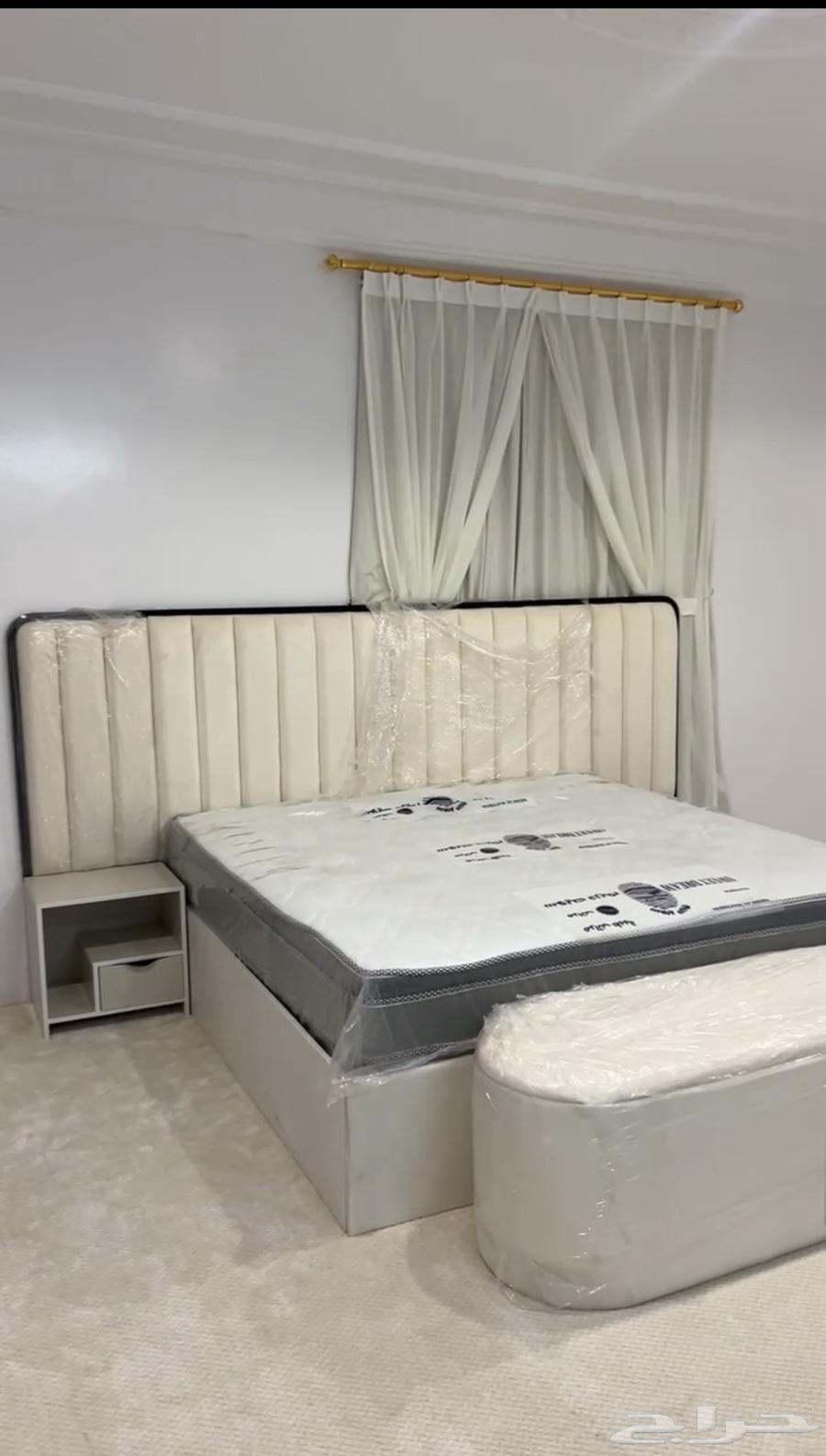 Used furniture63667554695171113