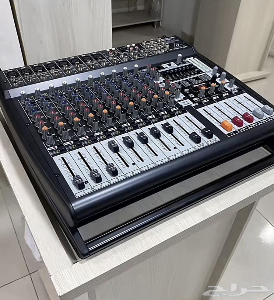 Behringer Mixer63667808280835110