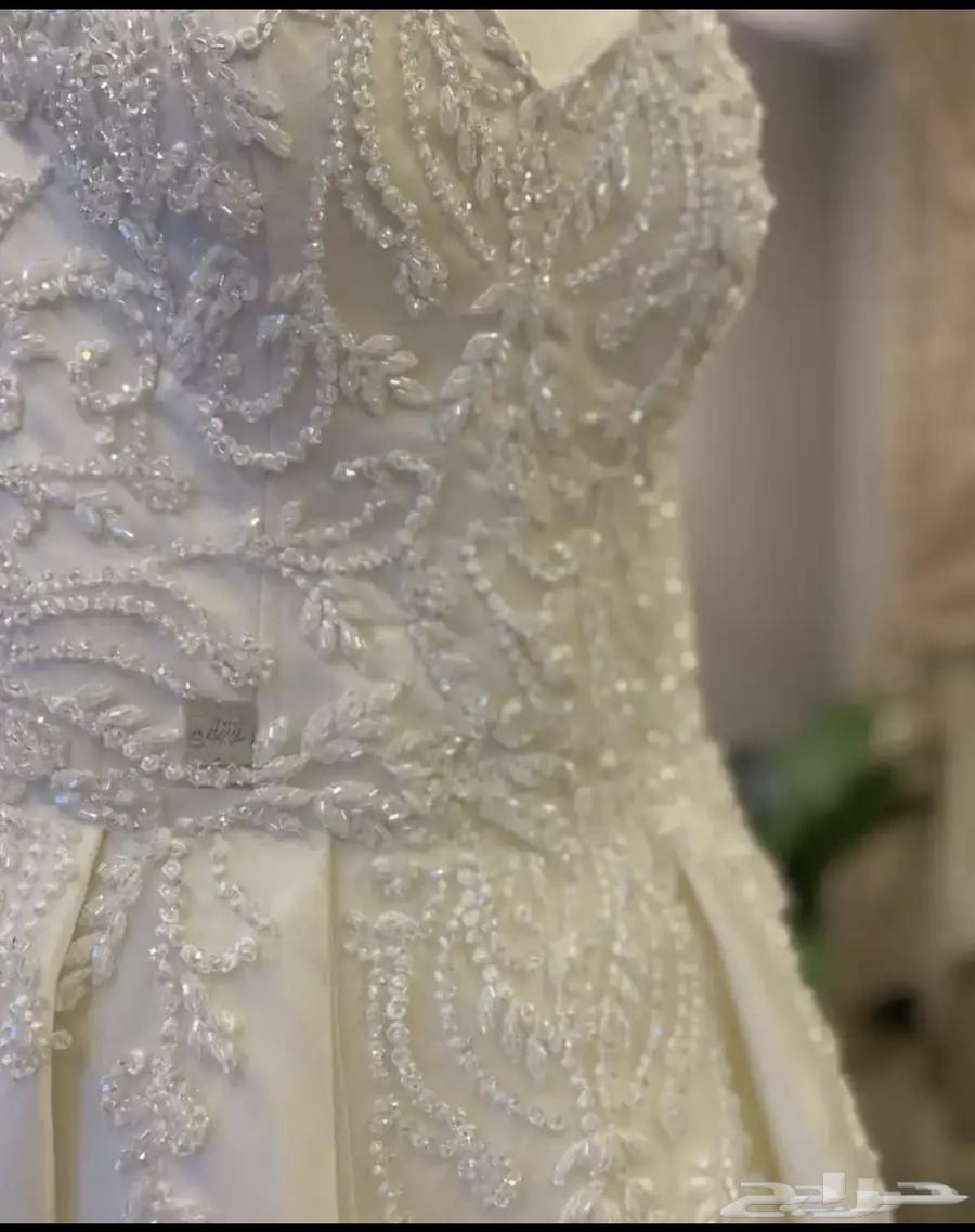 فستان زفاف للبيع63667802104323113