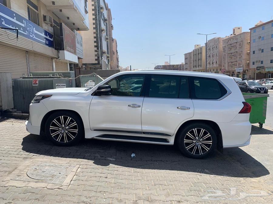 جيب لكزس فل كامل 2018 داخليه احمر عداد 210 آلاف63701302543874111