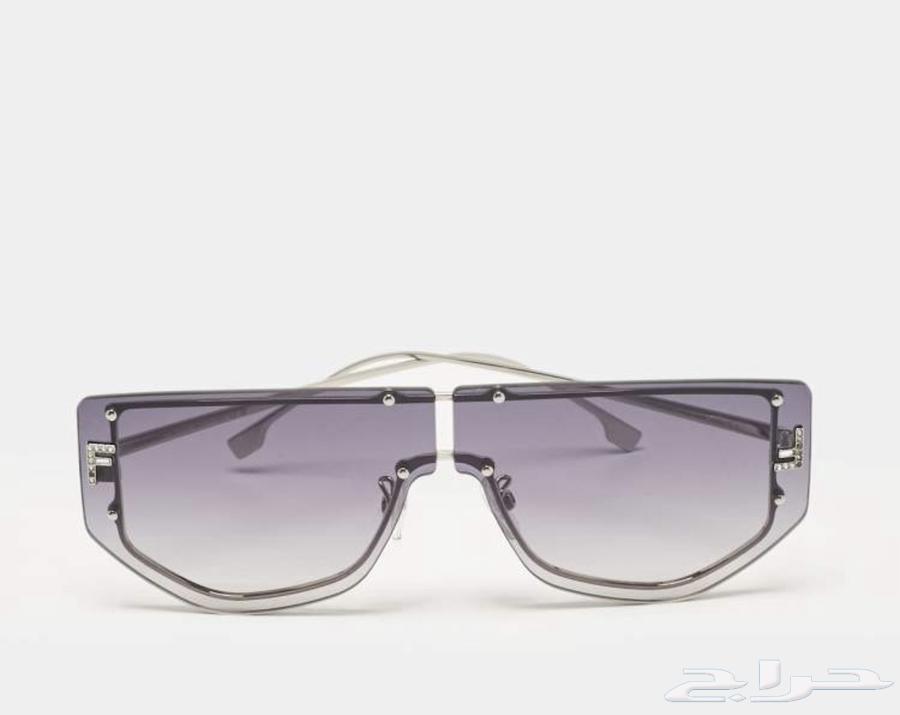 Authentic New Fendi Women's Sunglasses with Full Accessories Fendi63667793078658113