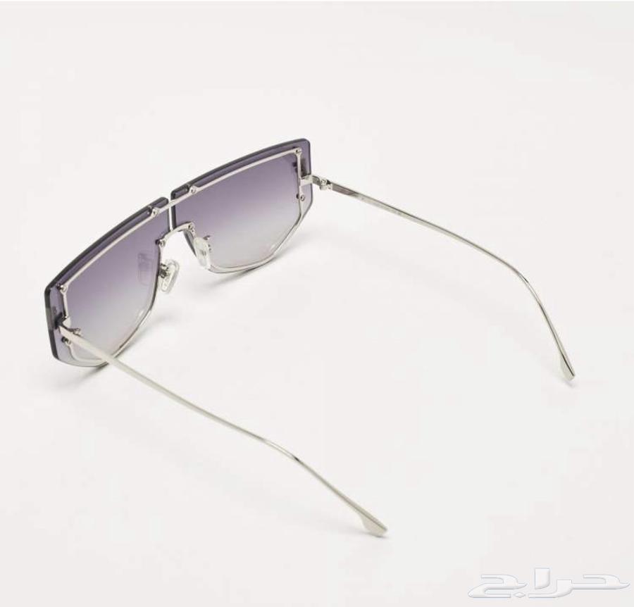 Authentic New Fendi Women's Sunglasses with Full Accessories Fendi63667793078658112