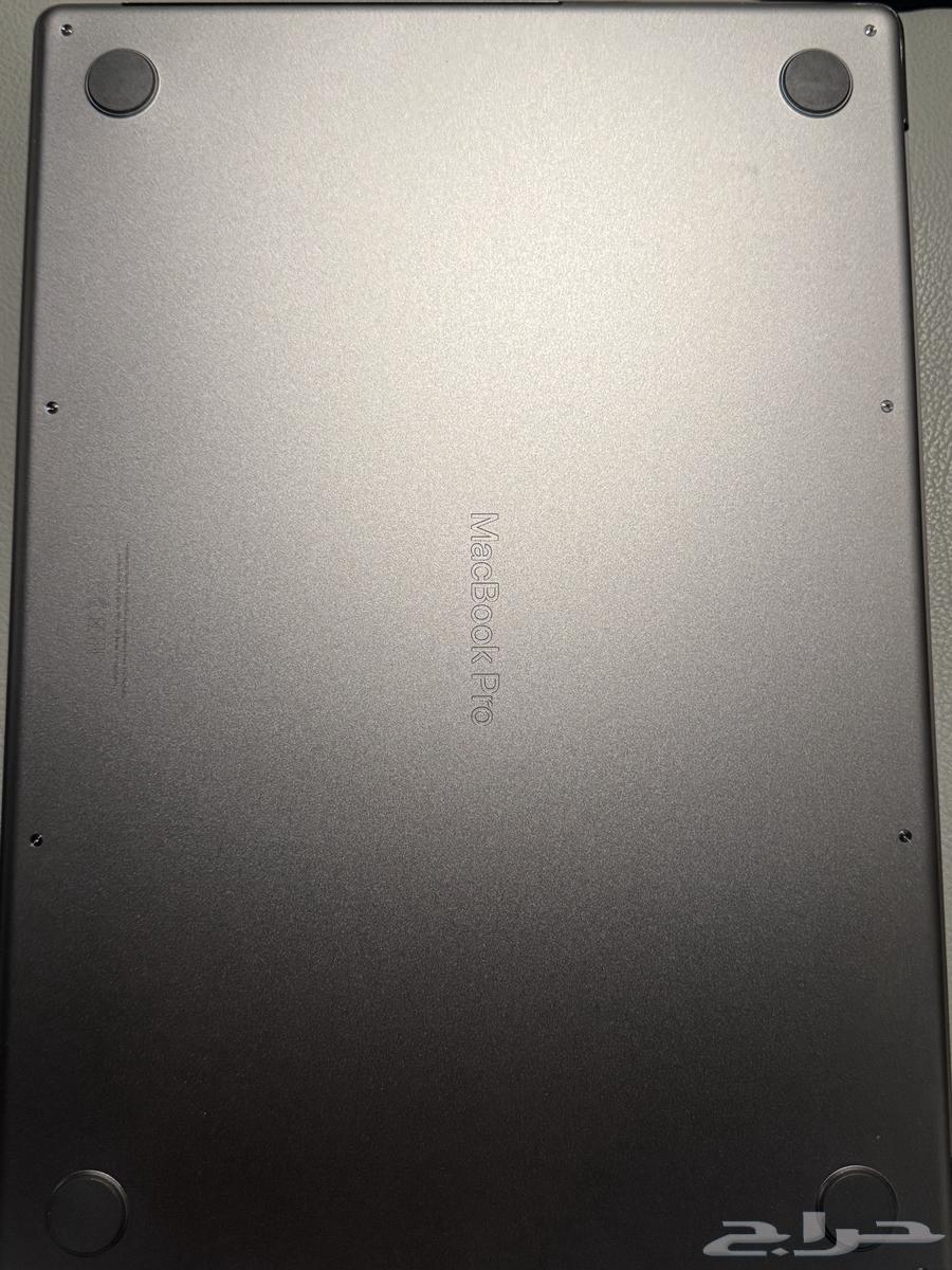 Laptop63667553960706112
