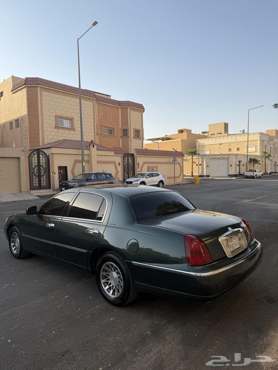 لينكولن تاون كار سقنتشر لارج شاصي طويل موديل 199963710010814723114