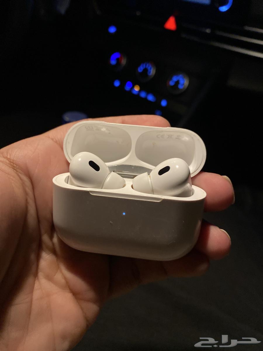 Original Apple 1st generation headset with one month remaining on warranty63667800163842111