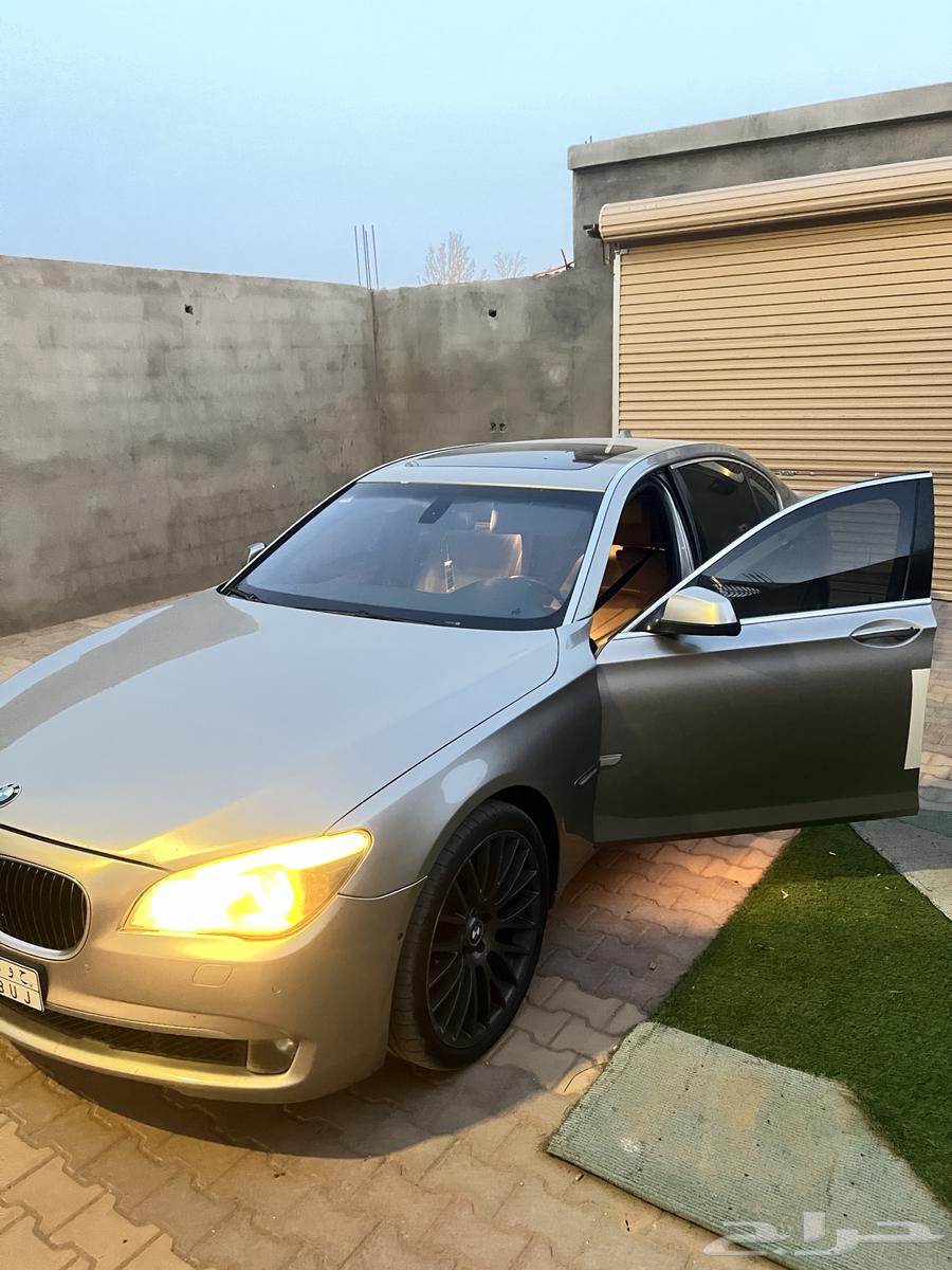 بي ام دبليو 201263701192991618114