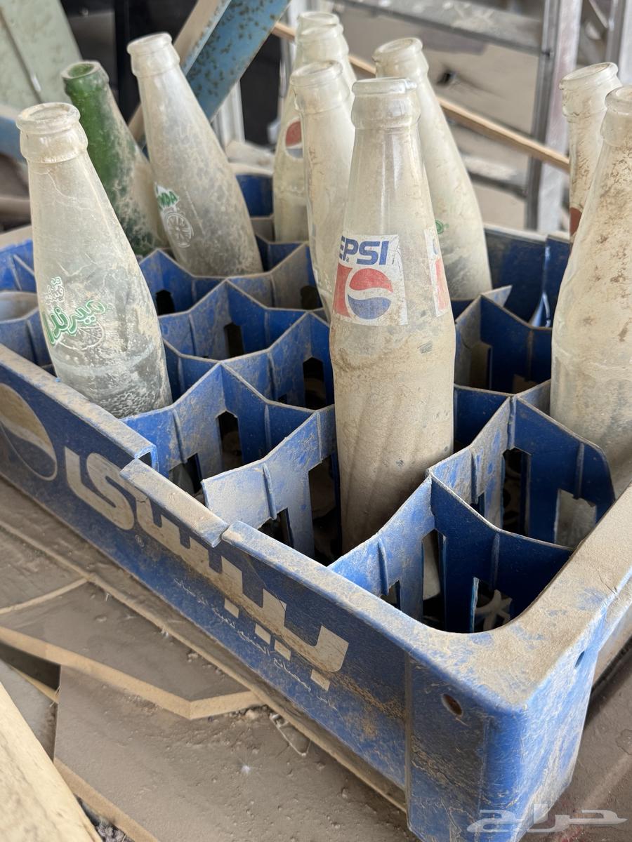 Old Pepsi and Miranda cans63667691623425110