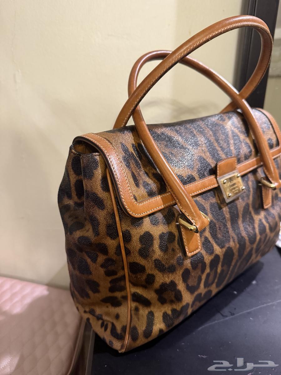 Dolce and Gabbana bag, clean used, bought for 550063619049169153112