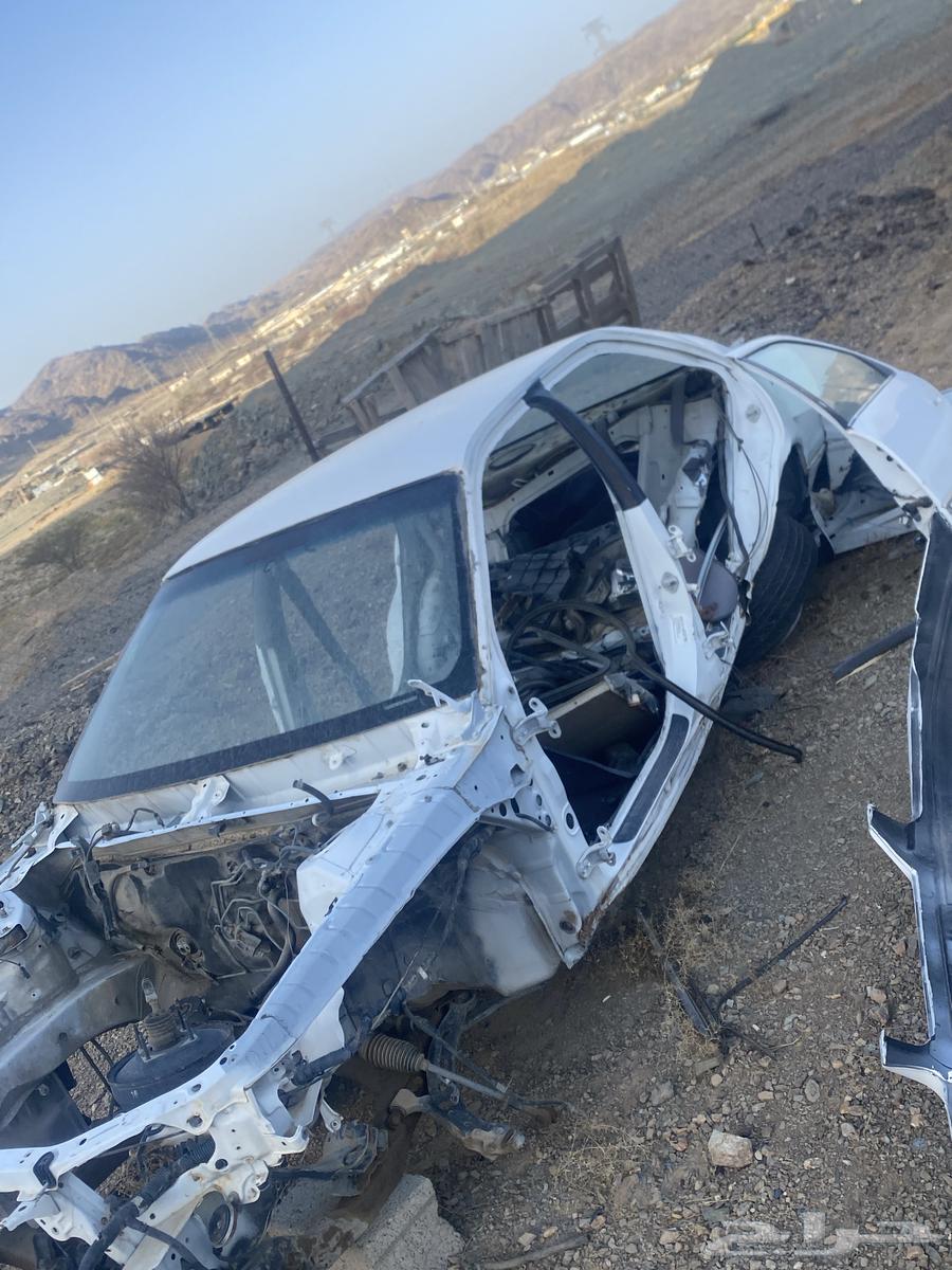 كامري للبيع كامل مديل 98-200263702128124162112