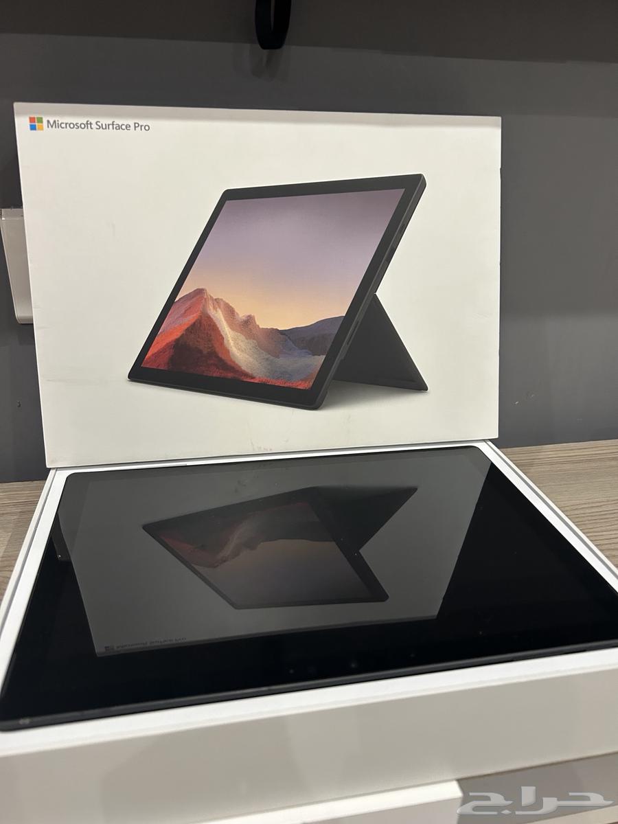 تابلت سيرفيس 763667693580162112