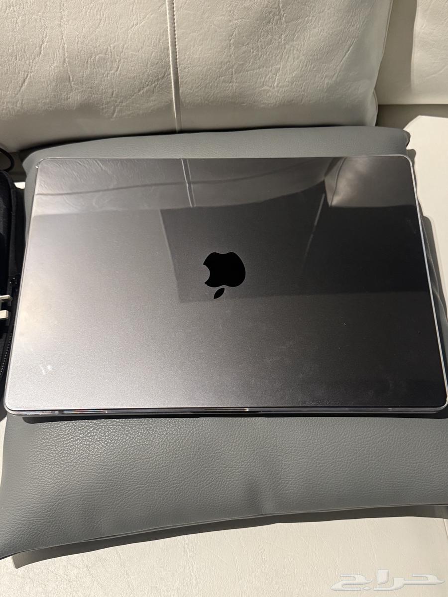 Laptop63667553960706111