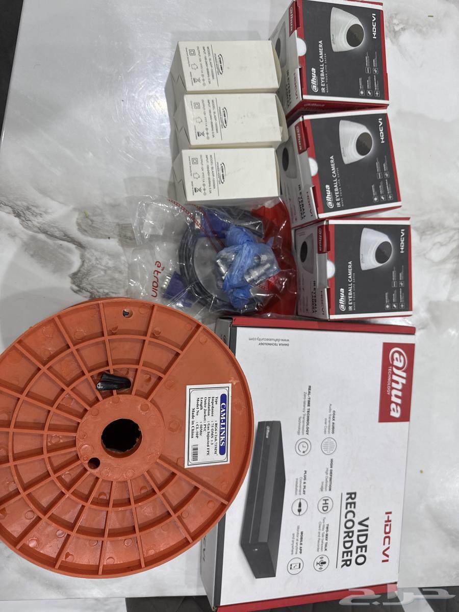 Cameras.63667692989313110