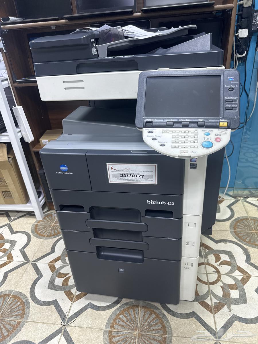 مكينة تصوير ابيض واسود63667799666177110