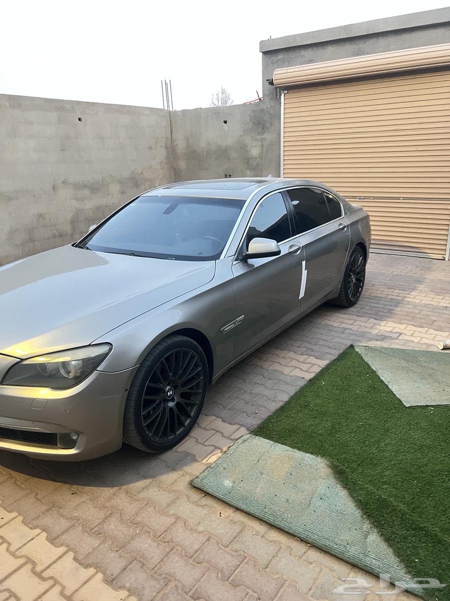 بي ام دبليو 201263701192991618112