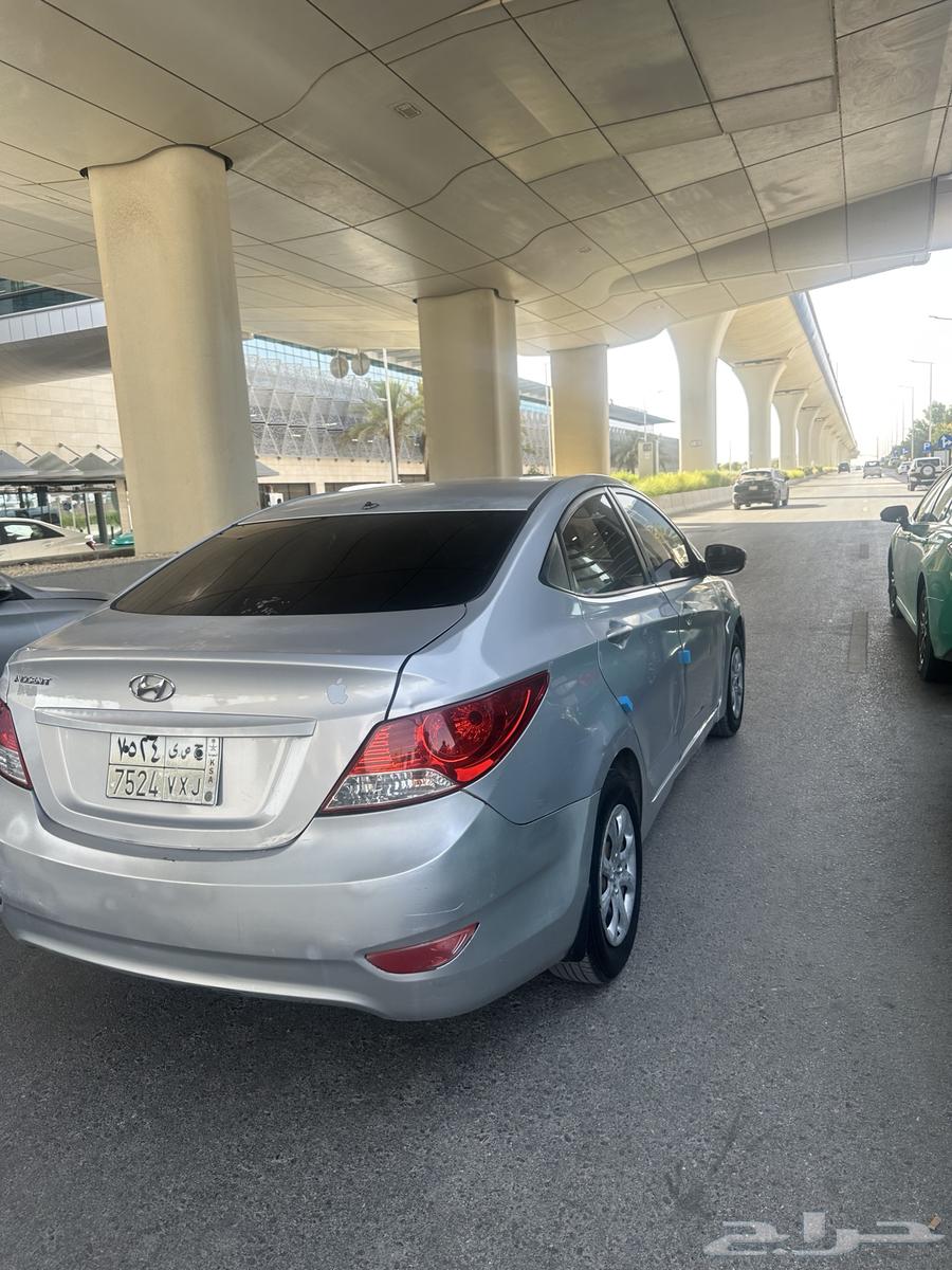 2015 Hyundai Accent for sale, engine in good condition, asking price 18,00063706829121281110