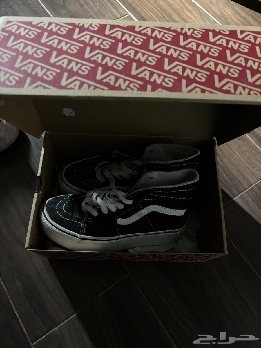 Authentic used shoe collection (Vans, Nike, Fila)63667685878531112