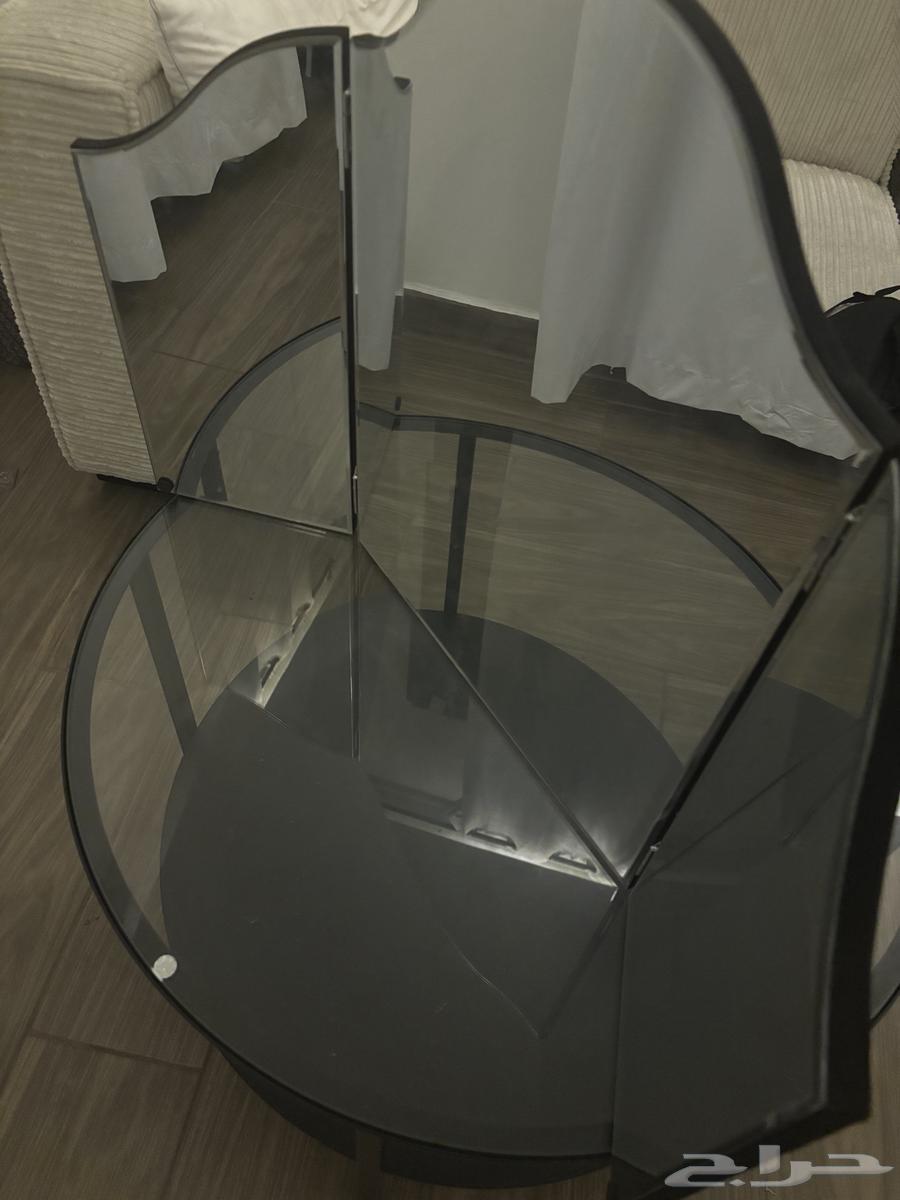 Modern folding mirror, clean and new63667800021763112
