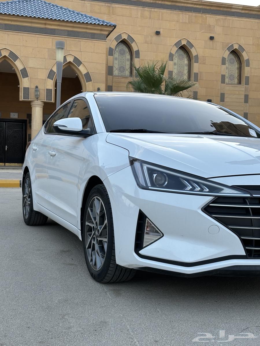 2020 Elantra full option, driven 73, almost new63714395914882113