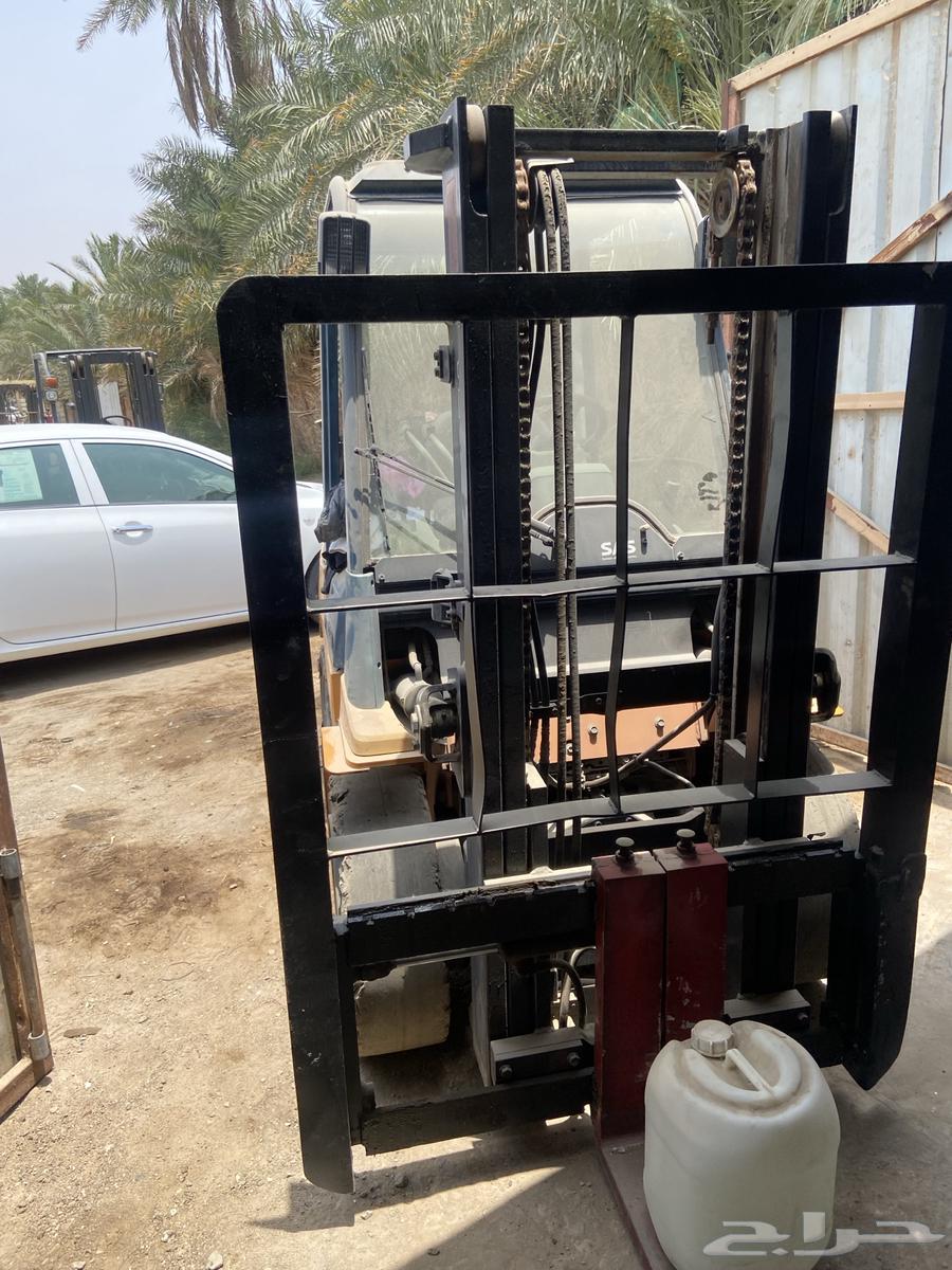 Hello, we have a forklift for sale63667680641665112