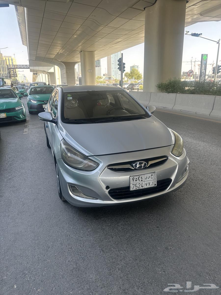 2015 Hyundai Accent for sale, engine in good condition, asking price 18,00063706829121281112