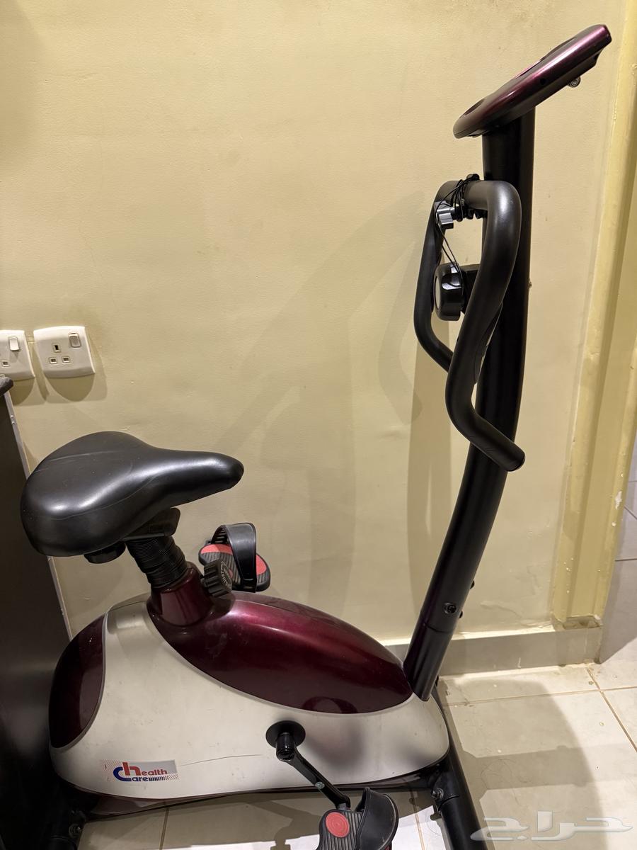 Sports bike with battery63667685316993110