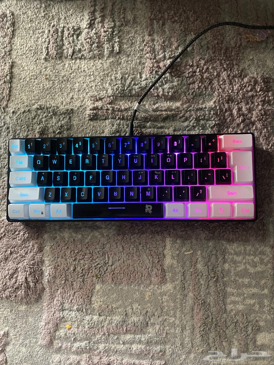 Keyboard and Mouse and Mouse Pad63667545151234113
