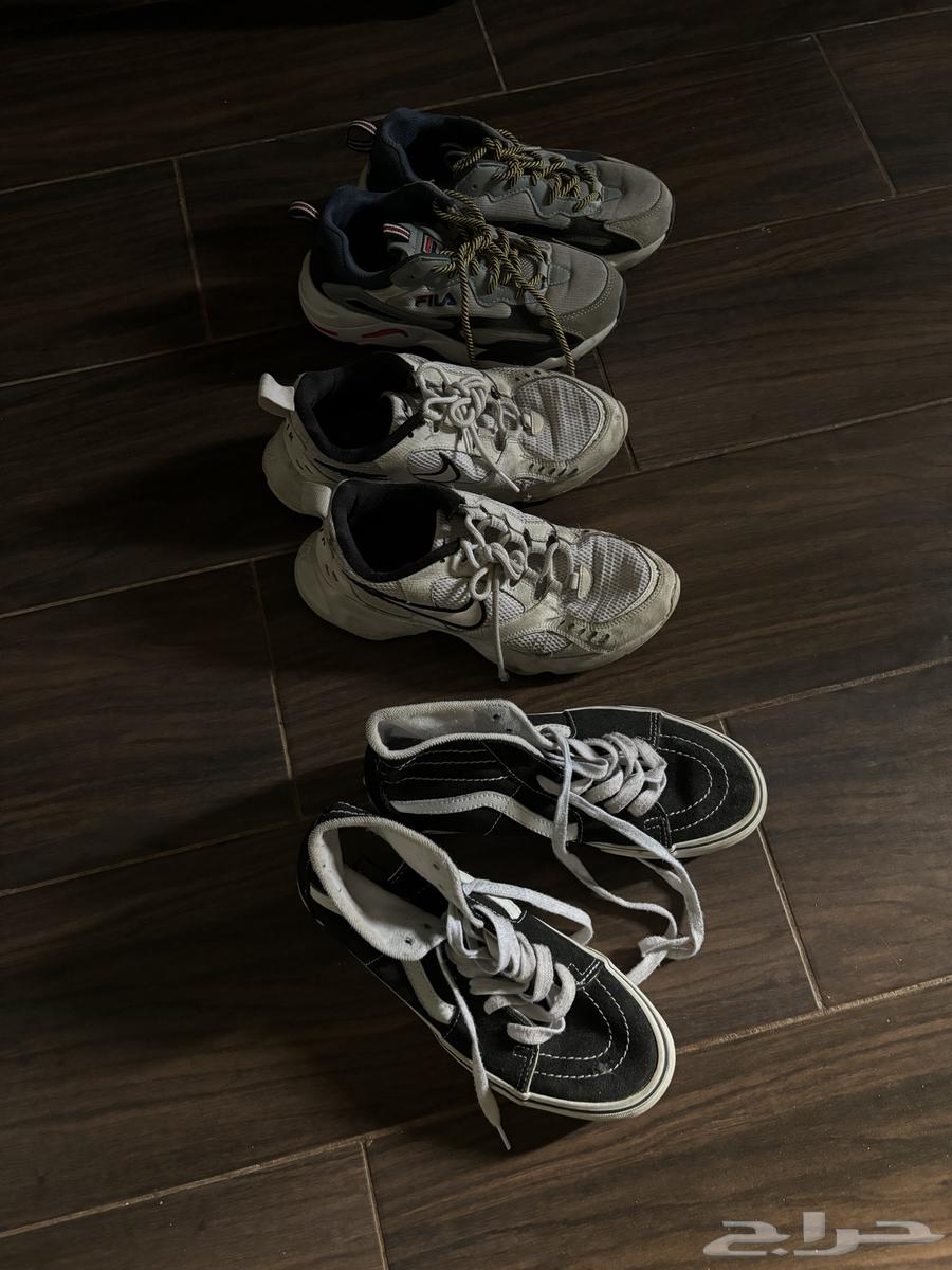Authentic used shoe collection (Vans, Nike, Fila)63667685878531111