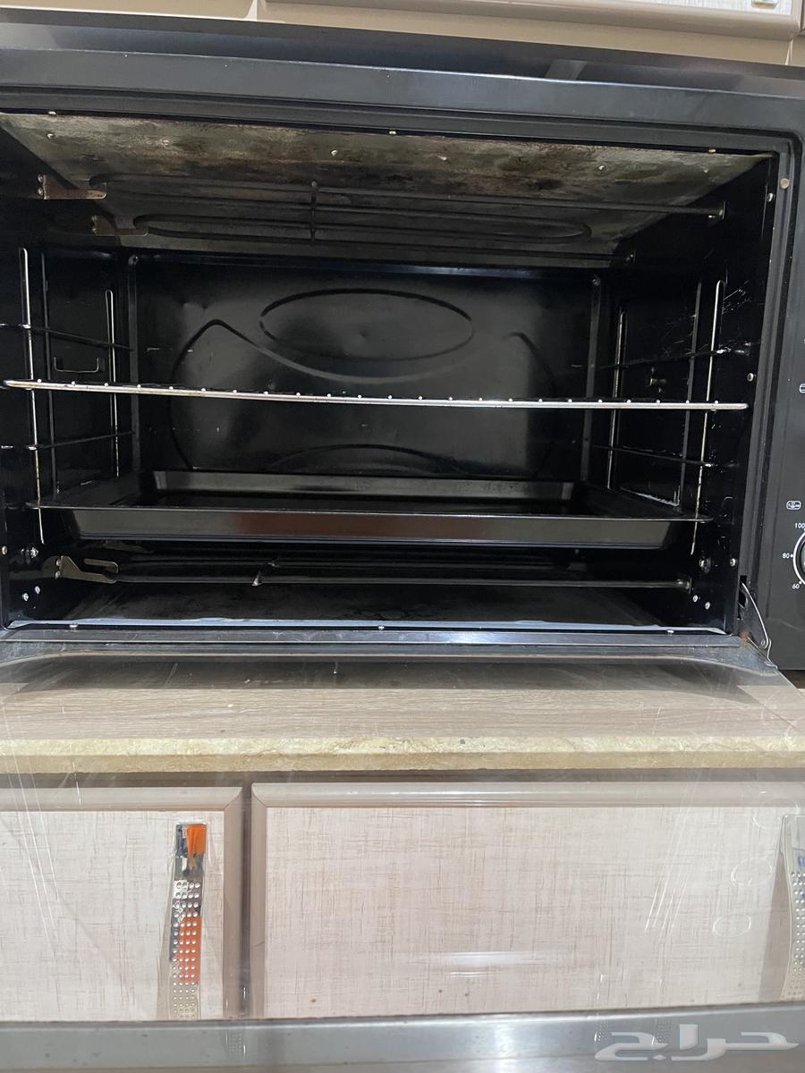 Almost new oven, warranty 2, no cracks or scratches63667545095939113