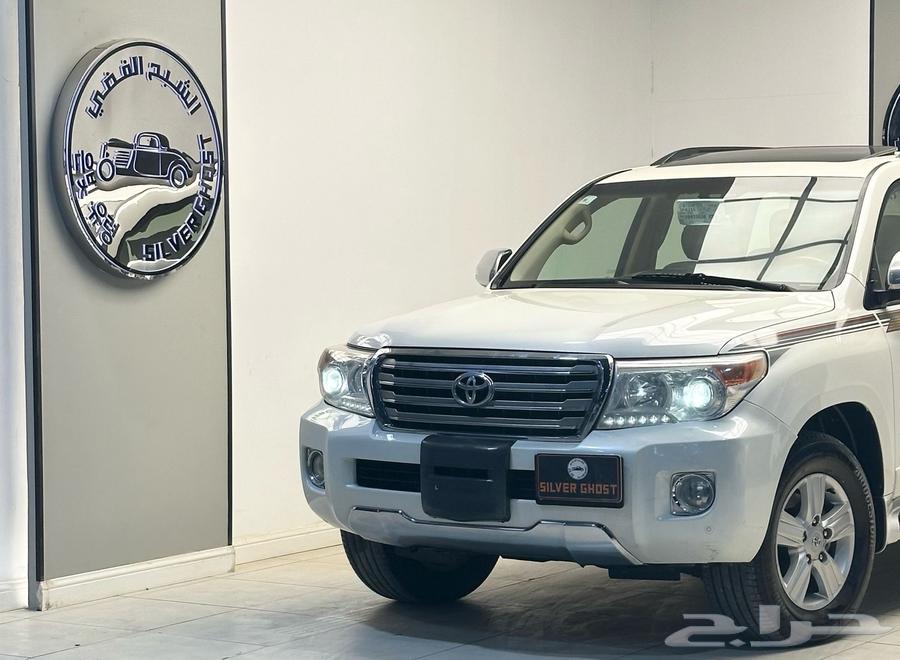 لاندكروزر GXR 2014 بحالة نظيفة V8 (( تم البيع ))63711383371649110