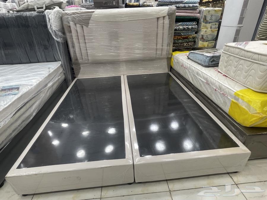 King Velvet Bed63667554859266113