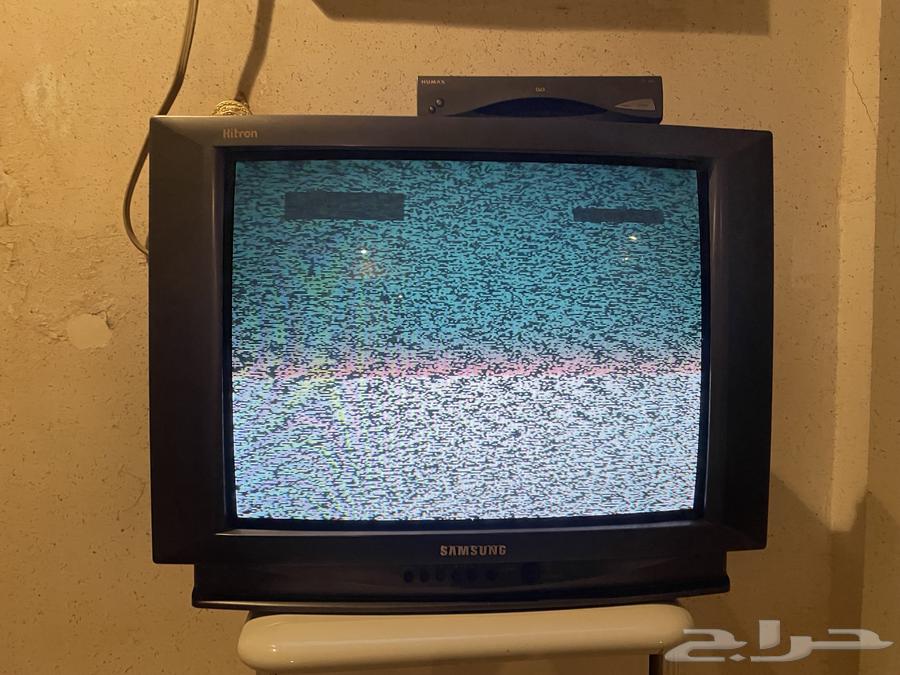Two working old TVs in excellent condition (Samsung Panasonic)63667794248195111